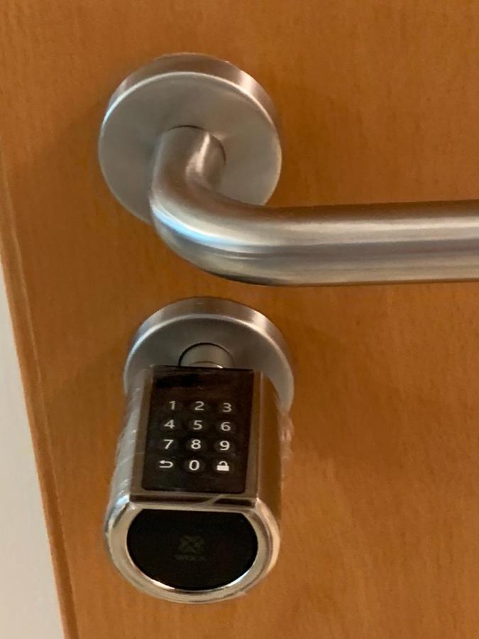 Sinus Premium Aparthotel Siofok Bagian luar foto