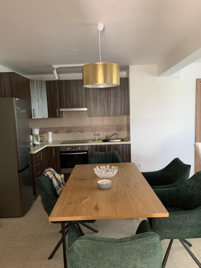 Sinus Premium Aparthotel Siofok Bagian luar foto